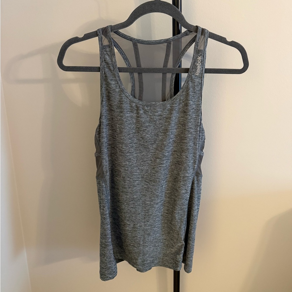 Reebok Athletic Top | Size M | NWOT